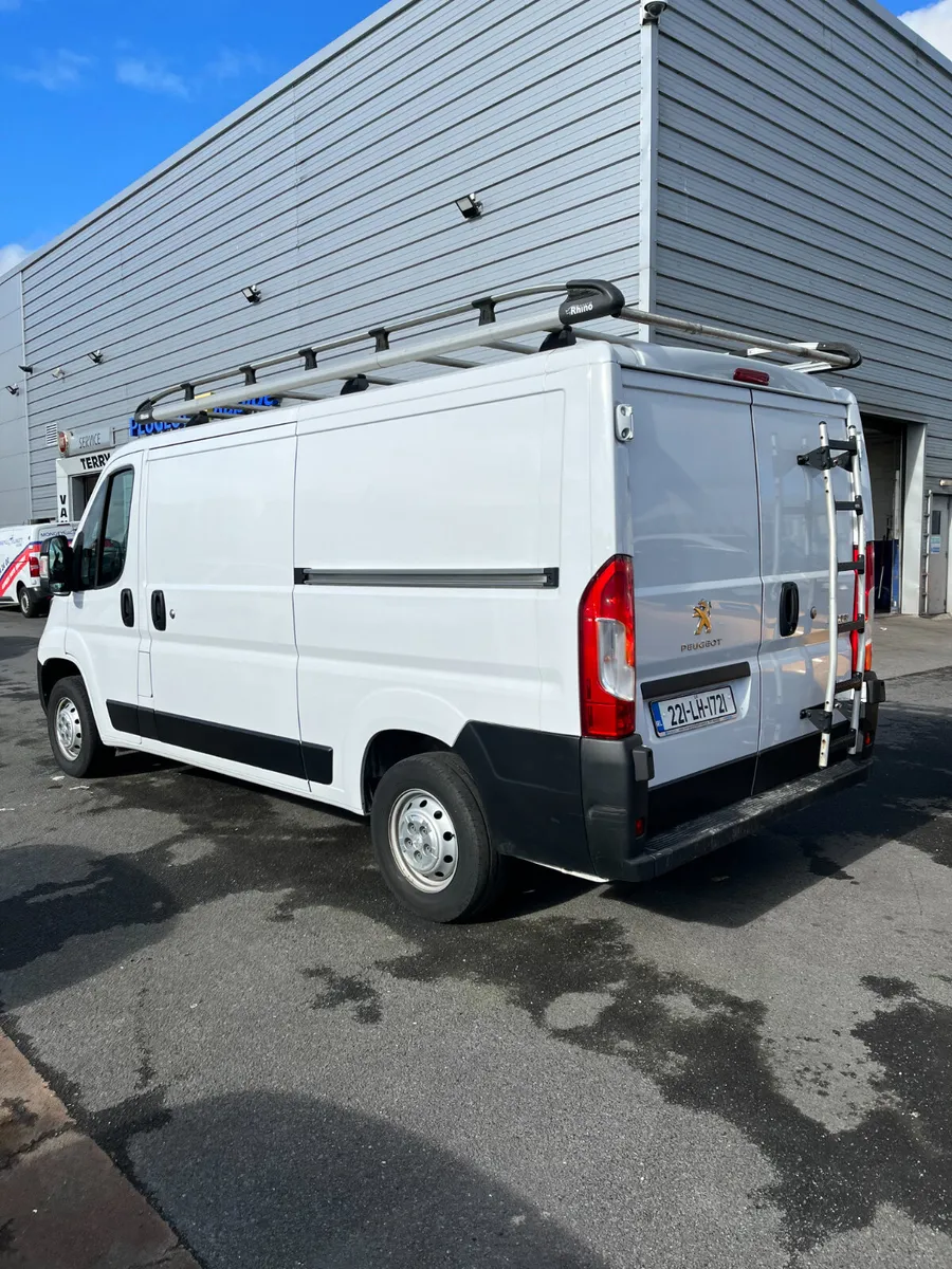 Peugeot Boxer  Semi H/Roof 2022 - Image 4