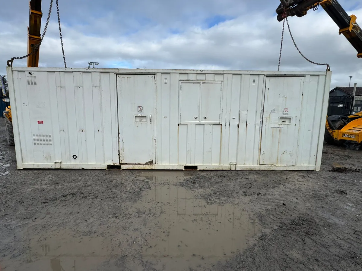 25ft x 8.5ft Welfare Unit - Image 2