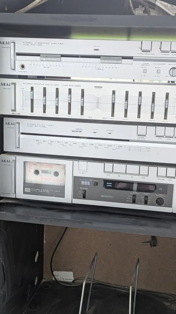 Akai vinyl record deck - Image 4