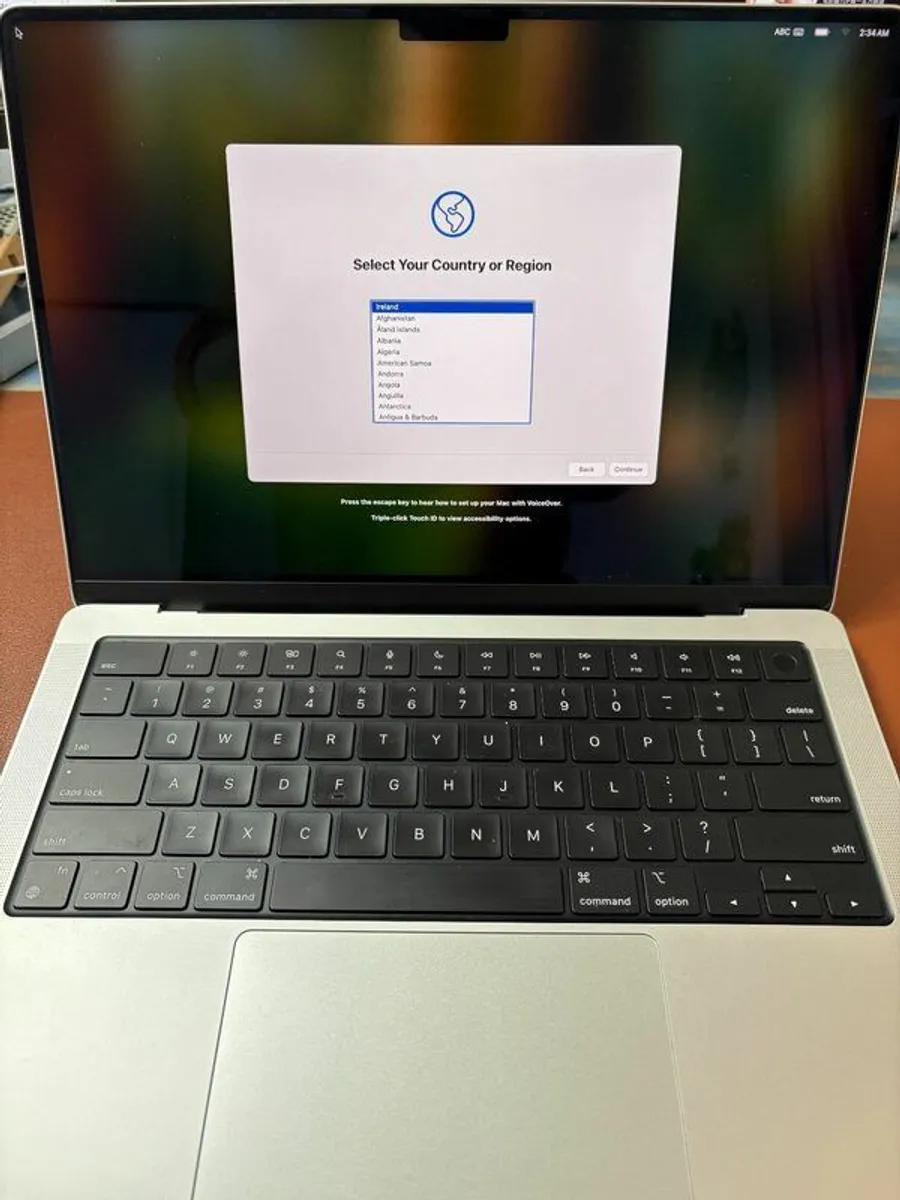 MacBook Pro 14 M1 Pro | 16GB | 1TB SSD |Excellent - Image 1