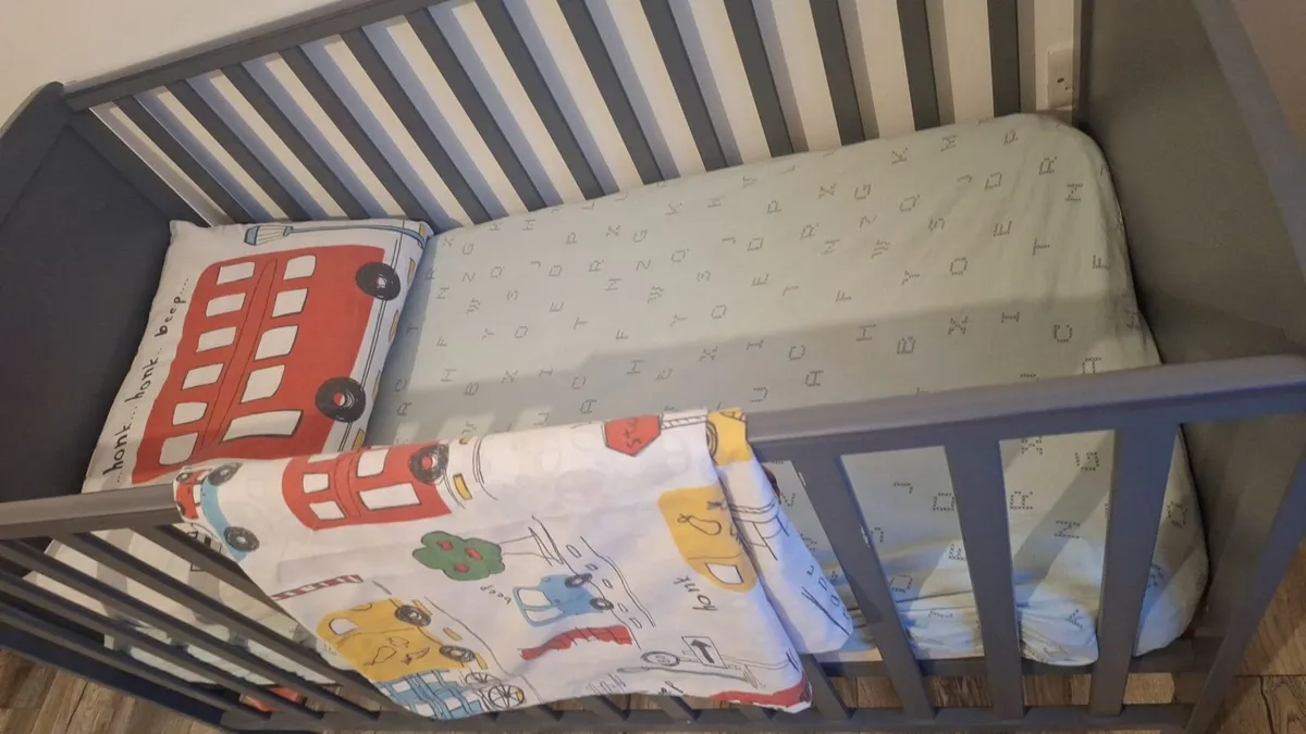 Baby items - Image 1