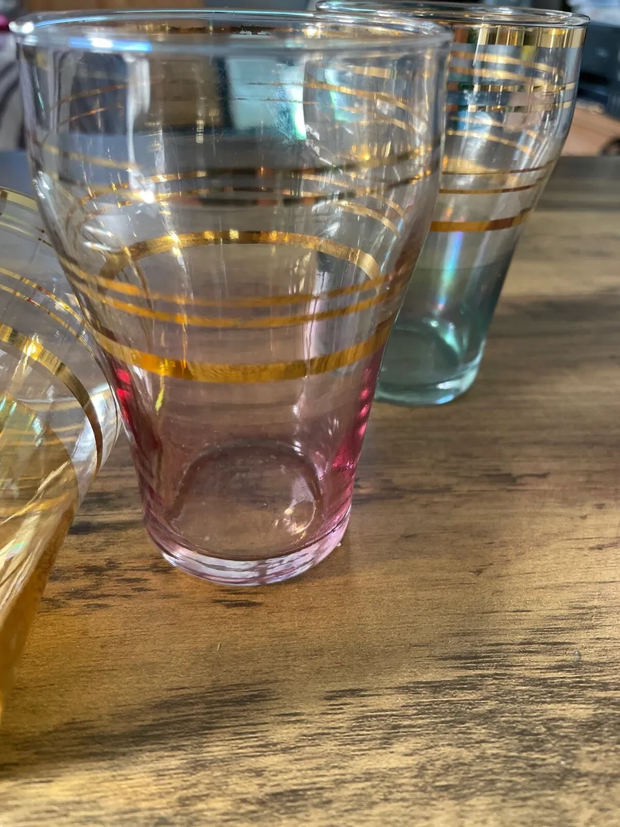 Vintage coloured glasses- 5 in lot - Image 3