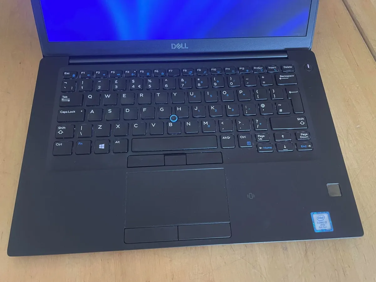 Dell Latitude E7490 Laptops-Core i7-16GB-Win 11 - Image 2