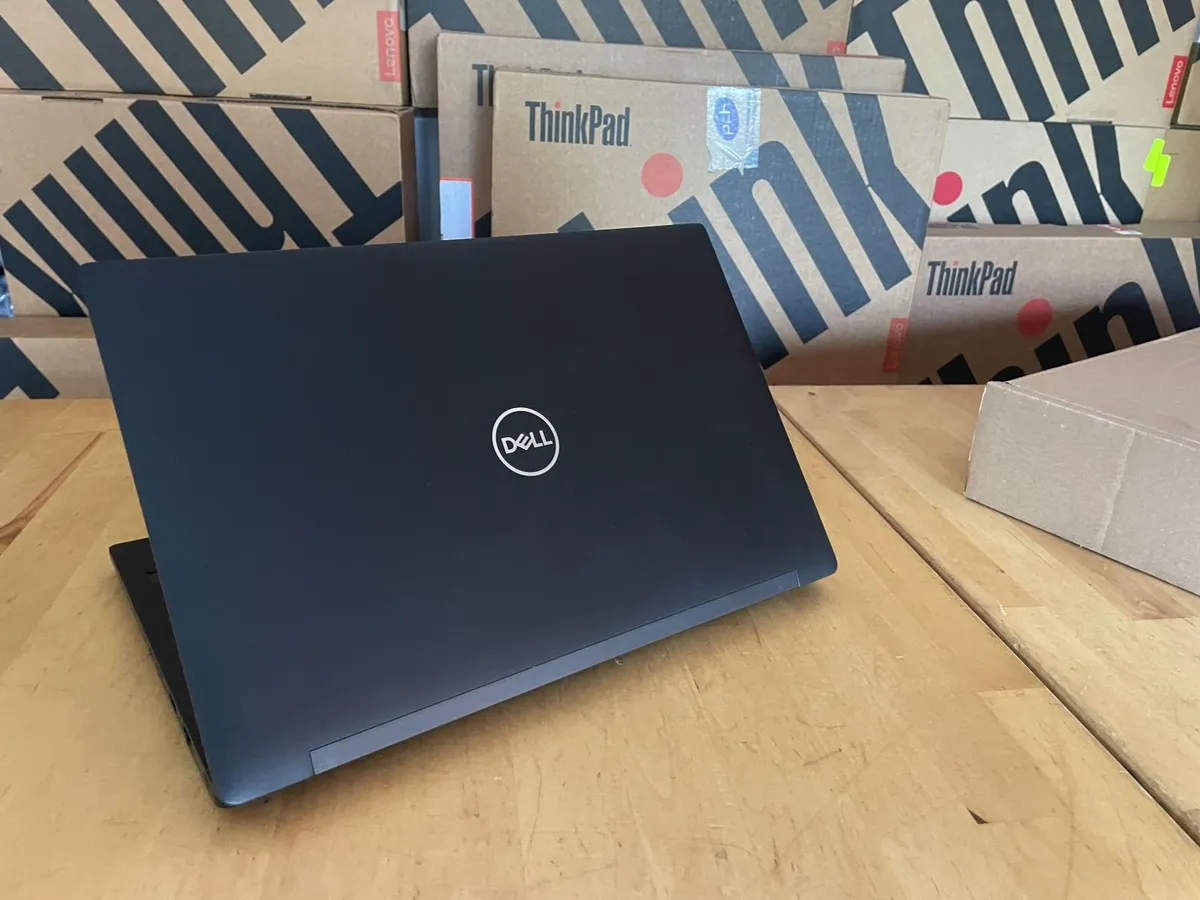 Dell Latitude E7490 Laptops-Core i7-16GB-Win 11 - Image 4