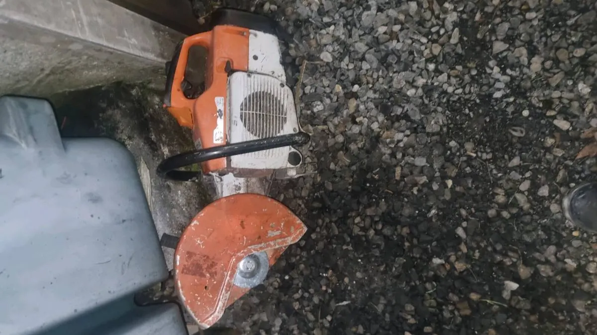 Stihl consaw - Image 1