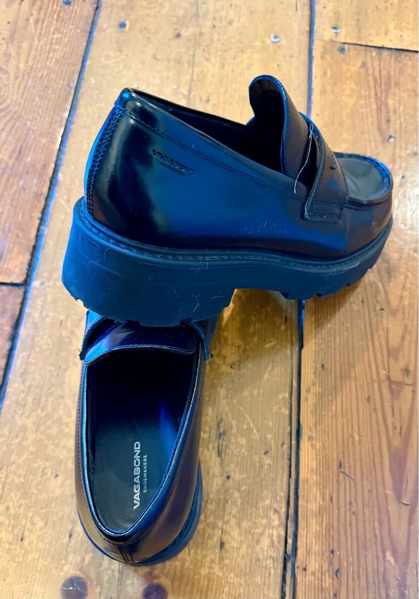 black shoes - Image 3