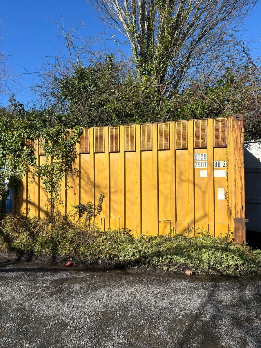 20ft old shipping container