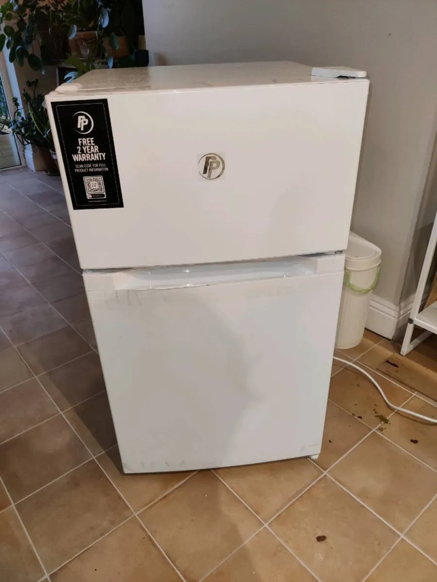 Fridge + Freezer (under counter) - Image 2