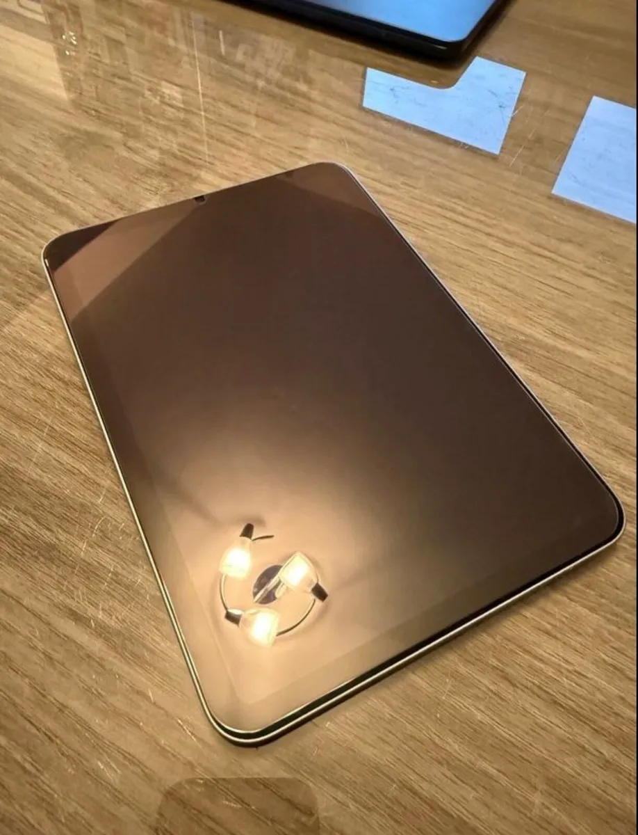 iPad Mini 7 - IMMACULATE - Image 3