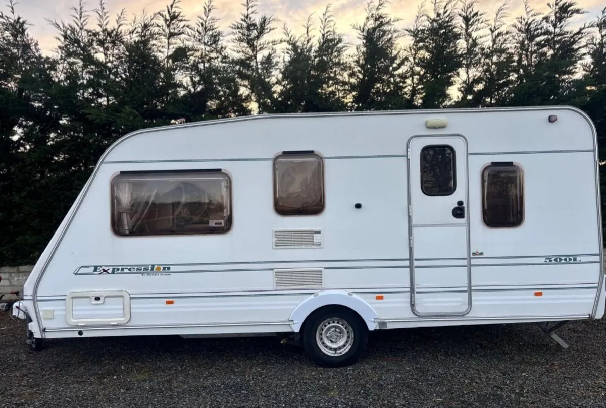 Abbey ex pression 500l  5 berth - Image 1
