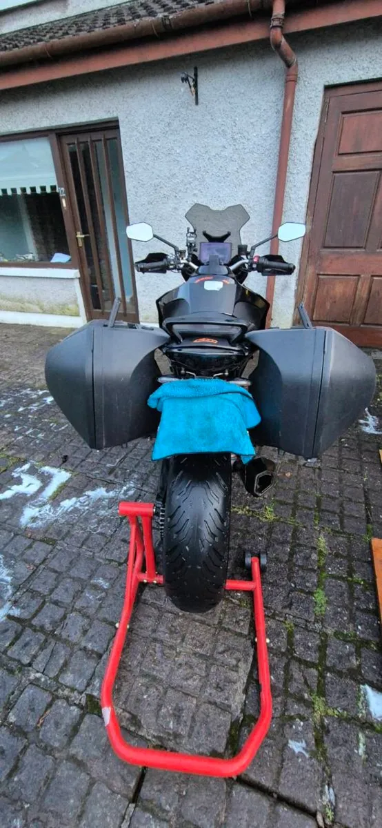 KTM 1290 Superduke GT - Image 4