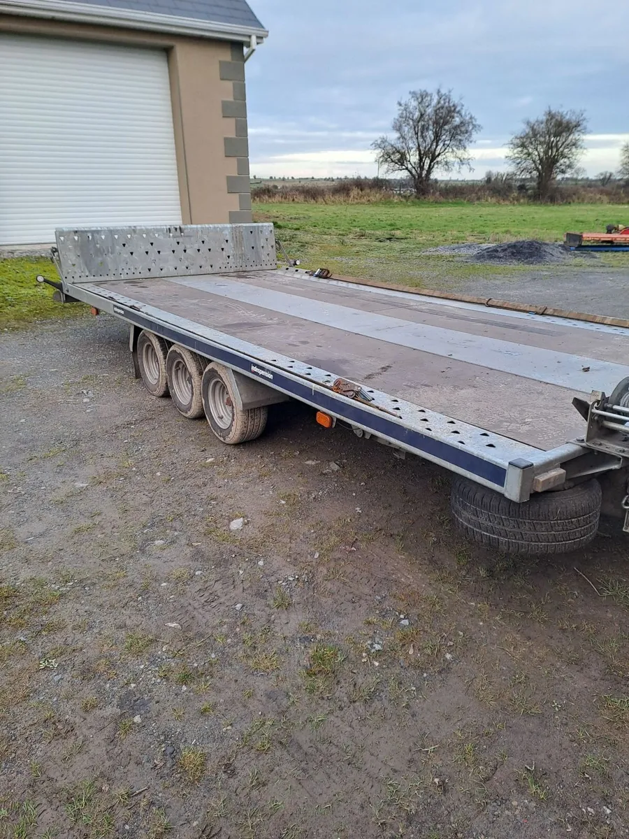 Car Transporter - Image 4