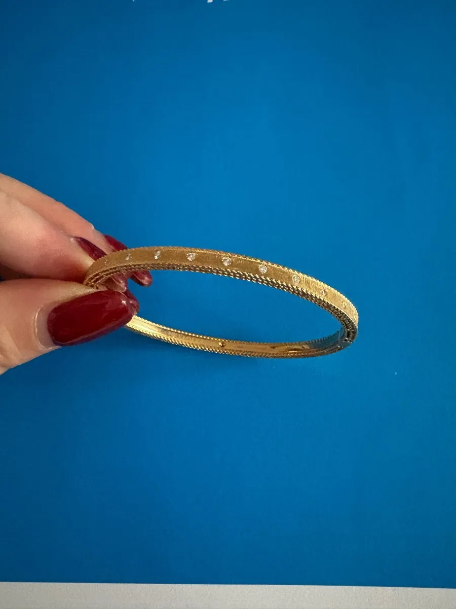 Roberto Coin Bangle - Image 3