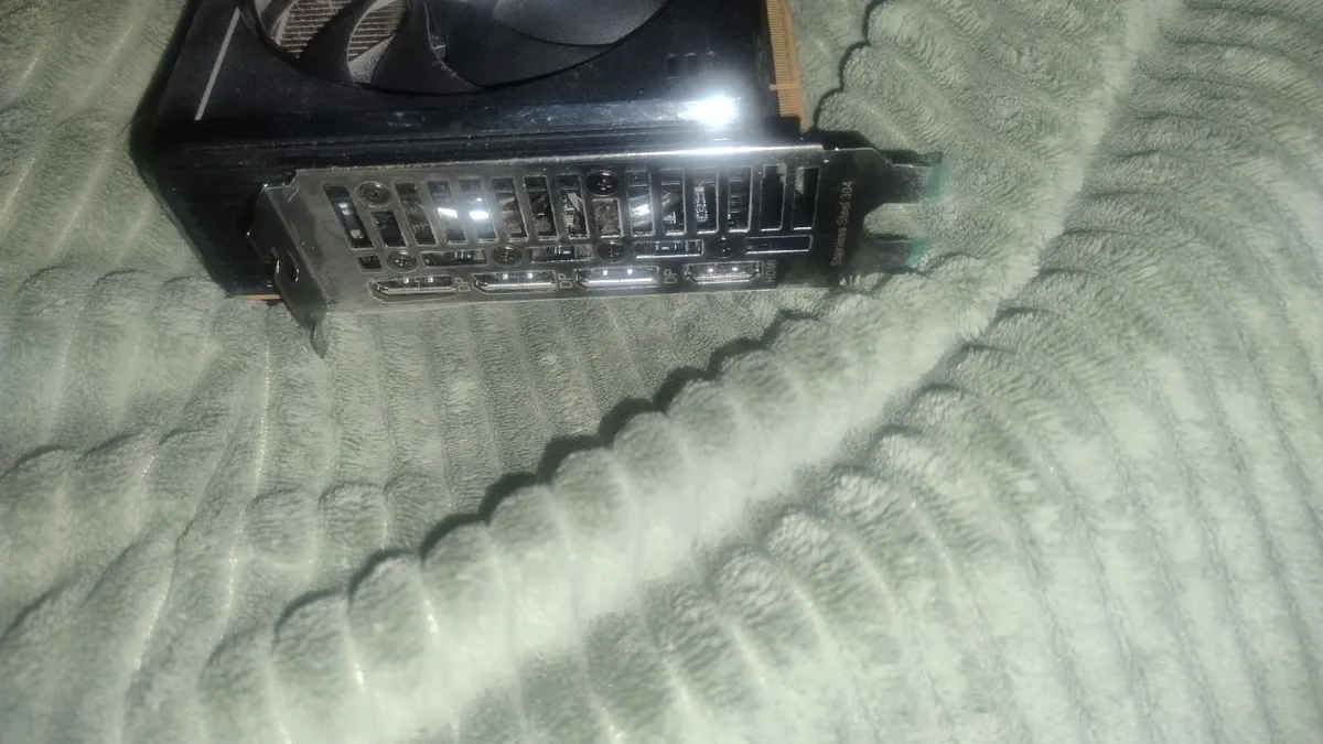 RX 9070 OC - Image 2