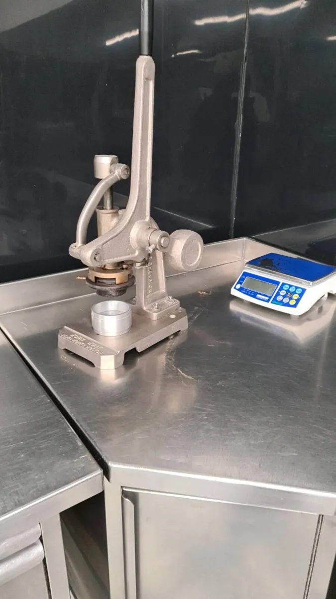 Pie or tart machine - Image 4