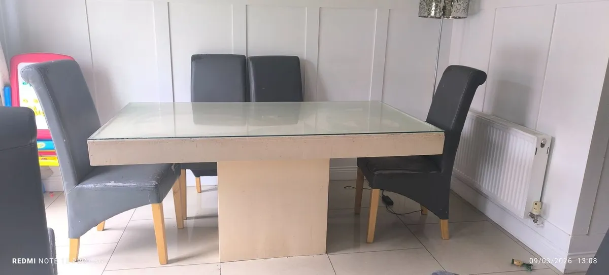 Table and 6 chairs - Image 3