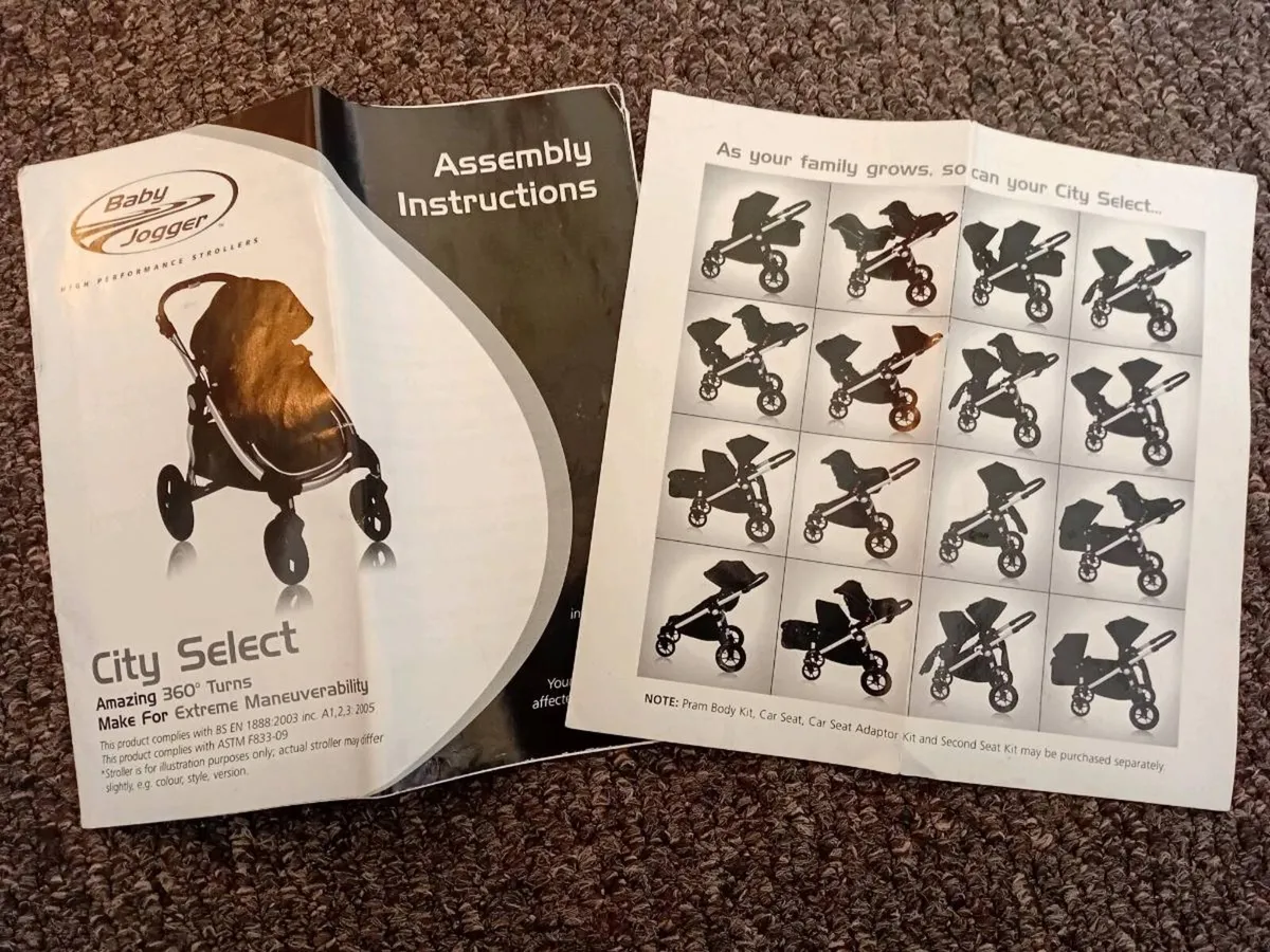 Double buggie , 2 car seats and 2 bases - Image 2