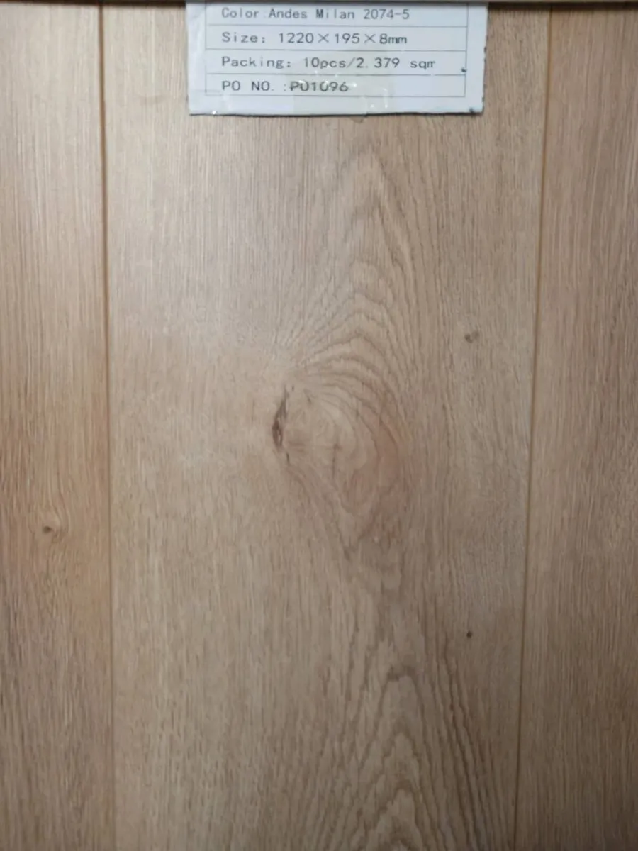 Laminate floors 8 mm - Image 1