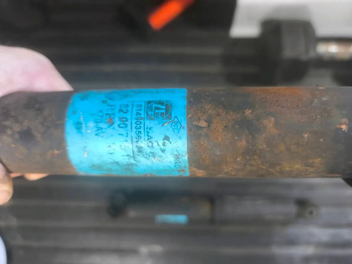 Front shocks - Image 2