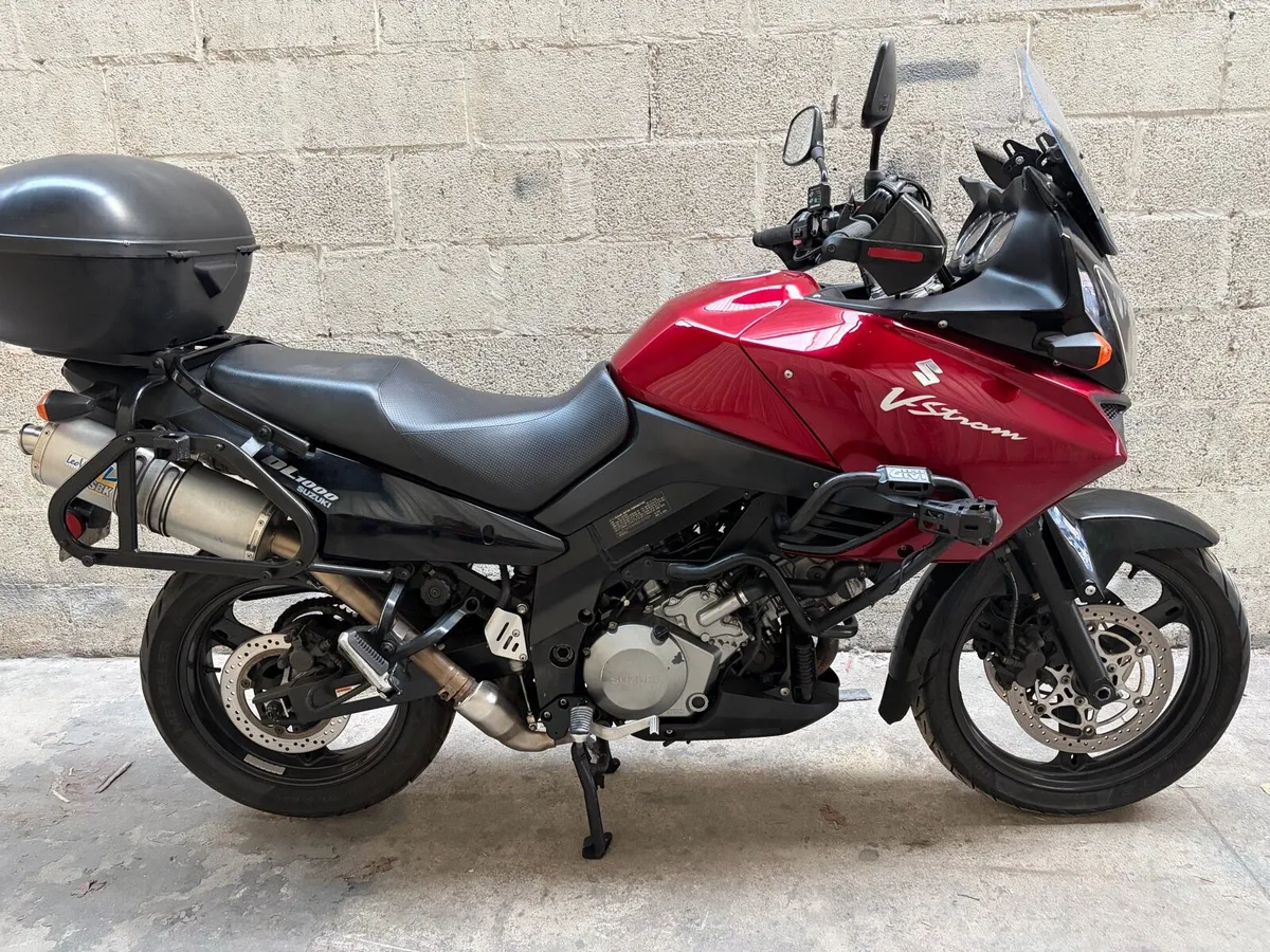 Suzuki V Strom DL 1000 - Image 1