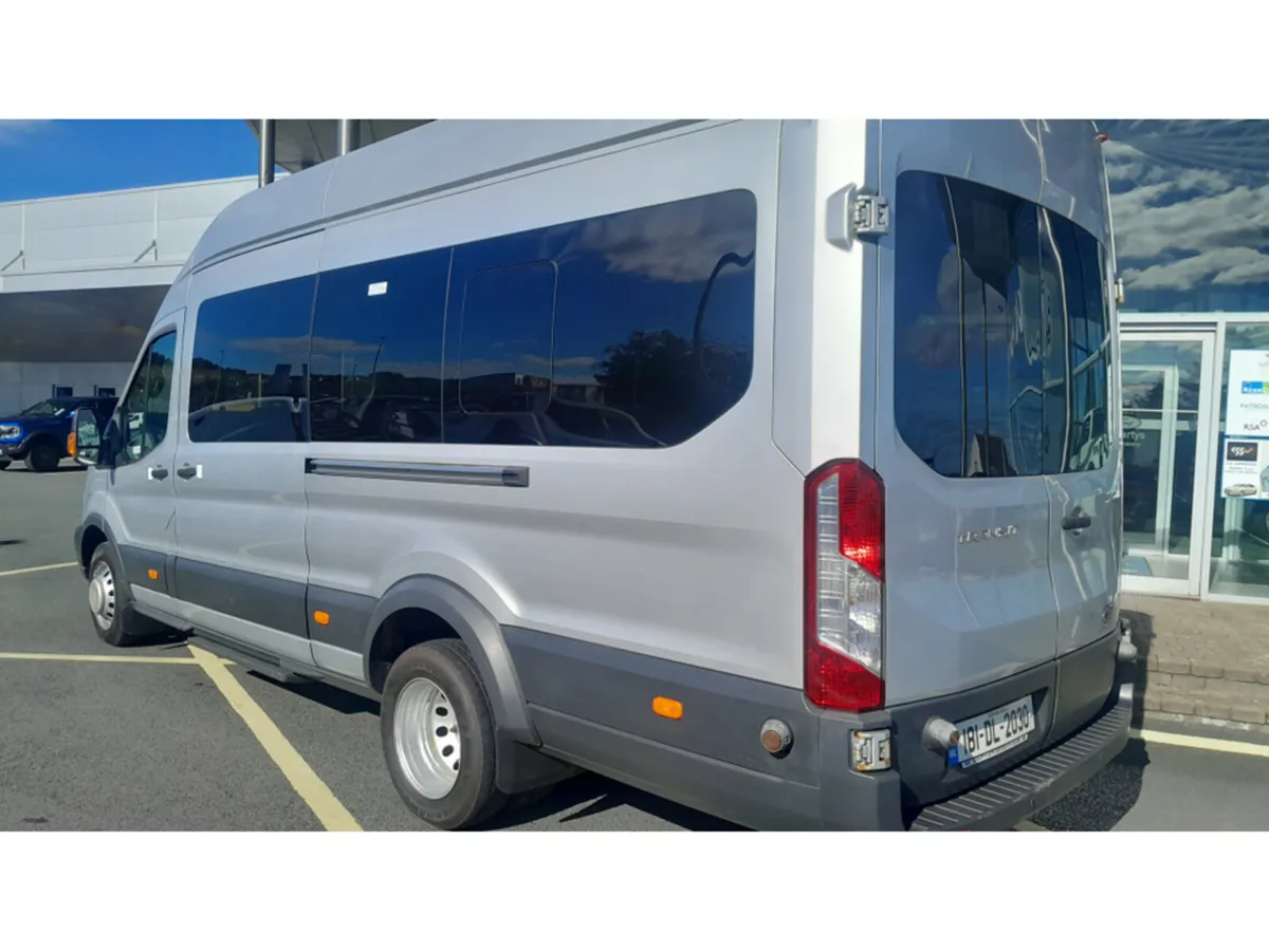 Ford Transit 460E TREND 2.2 125PS 3 3DR - Image 3