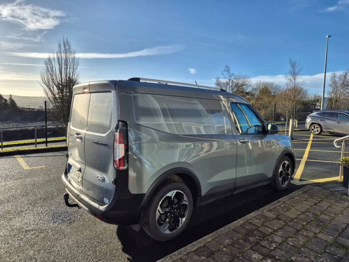 Ford Transit Courier ACTIVE 1.5L 100PS - NO VAT - Image 4