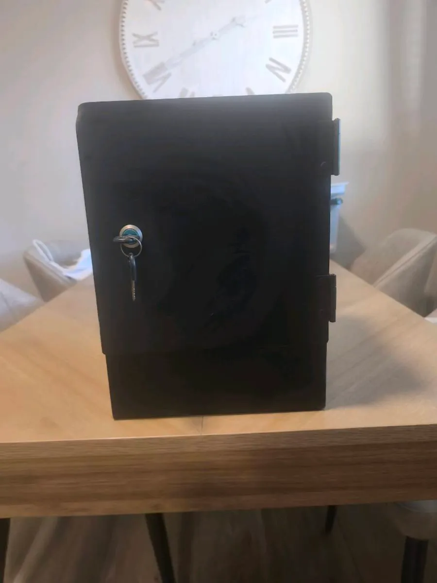 Campervan Gas locker and vent - Image 1