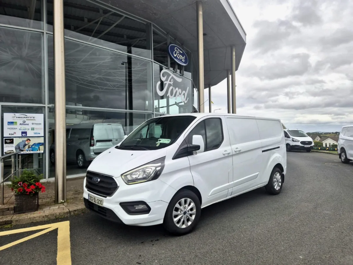 Ford Transit Custom LIMITED 2.0 130PS LWB ECOBLUE - Image 1