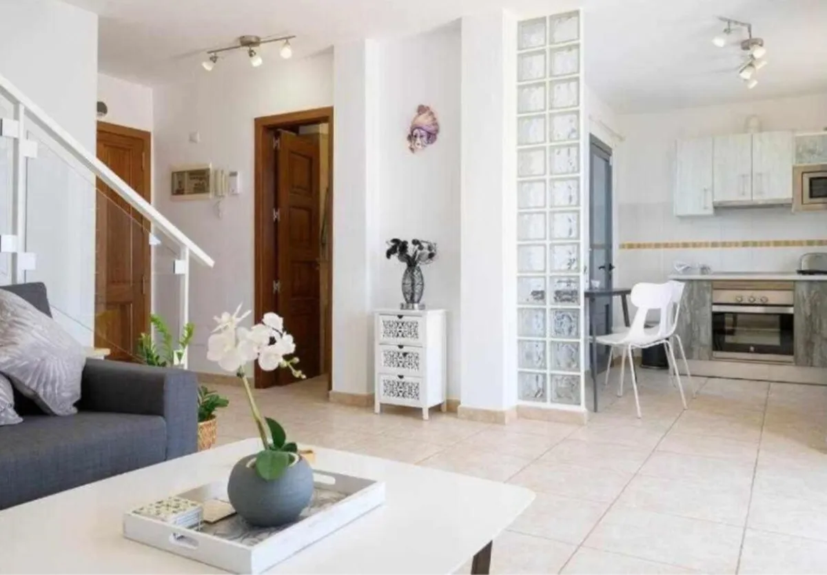 Holiday Rental - Image 3