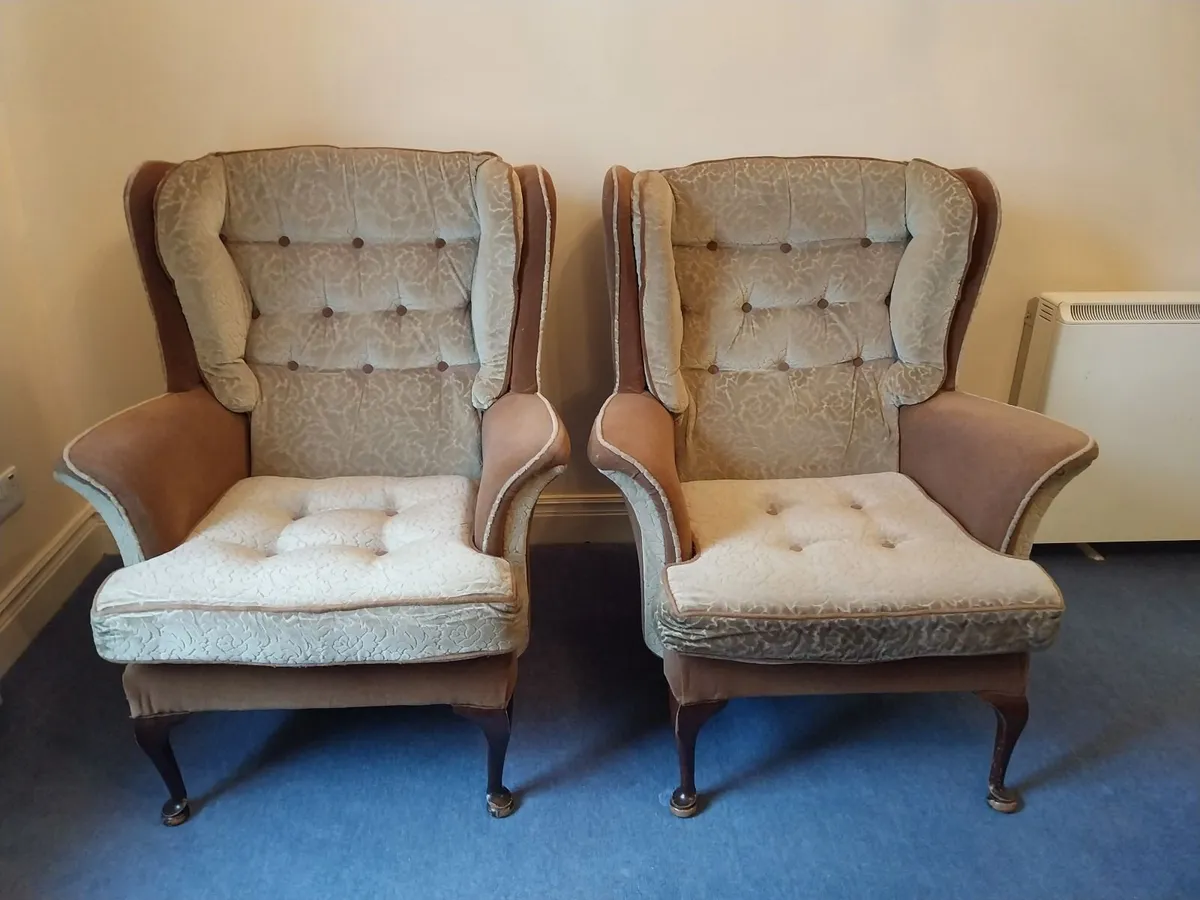 2 x Queen Anne Chairs - Image 4