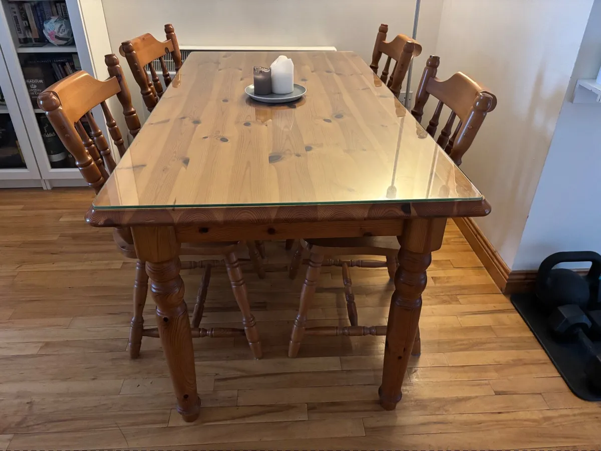 Wooden table & matching wooden chairs - Image 4