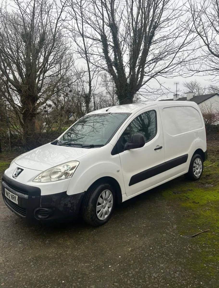 2012 Peugeot Partner - Image 1