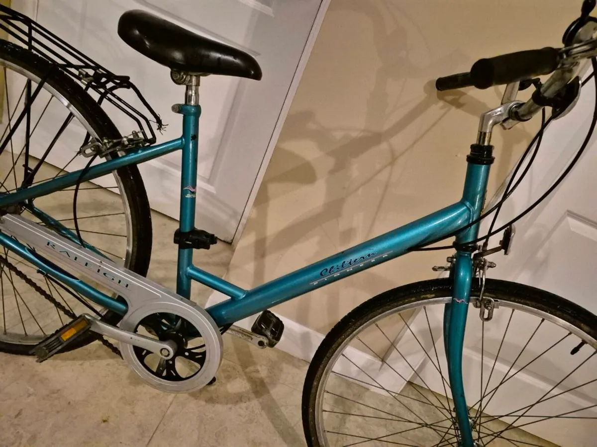 ADULTS LADIES RALEIGH BIKE 20-IN FRAME SIZE/ ALLOY - Image 3