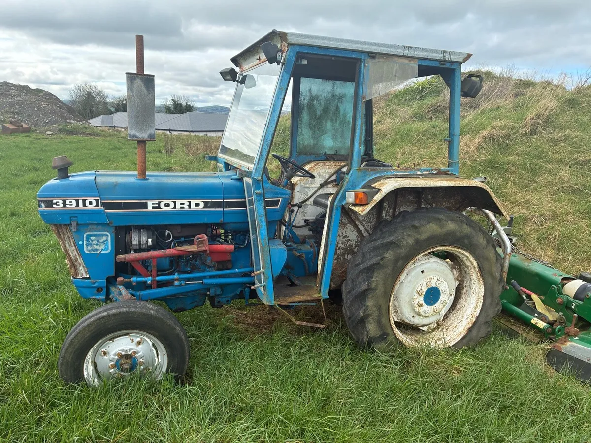 Ford 3910 - Image 1