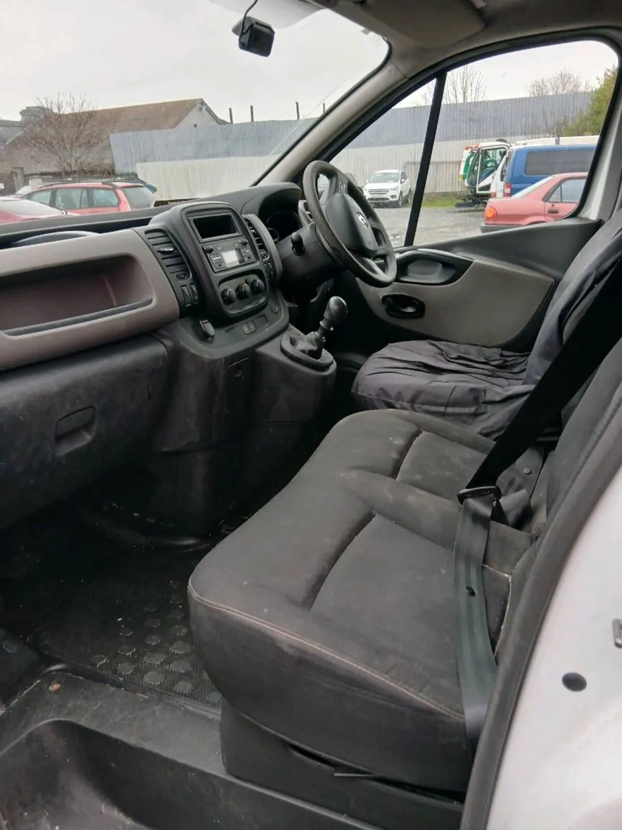 Renualt Traffic - Image 4