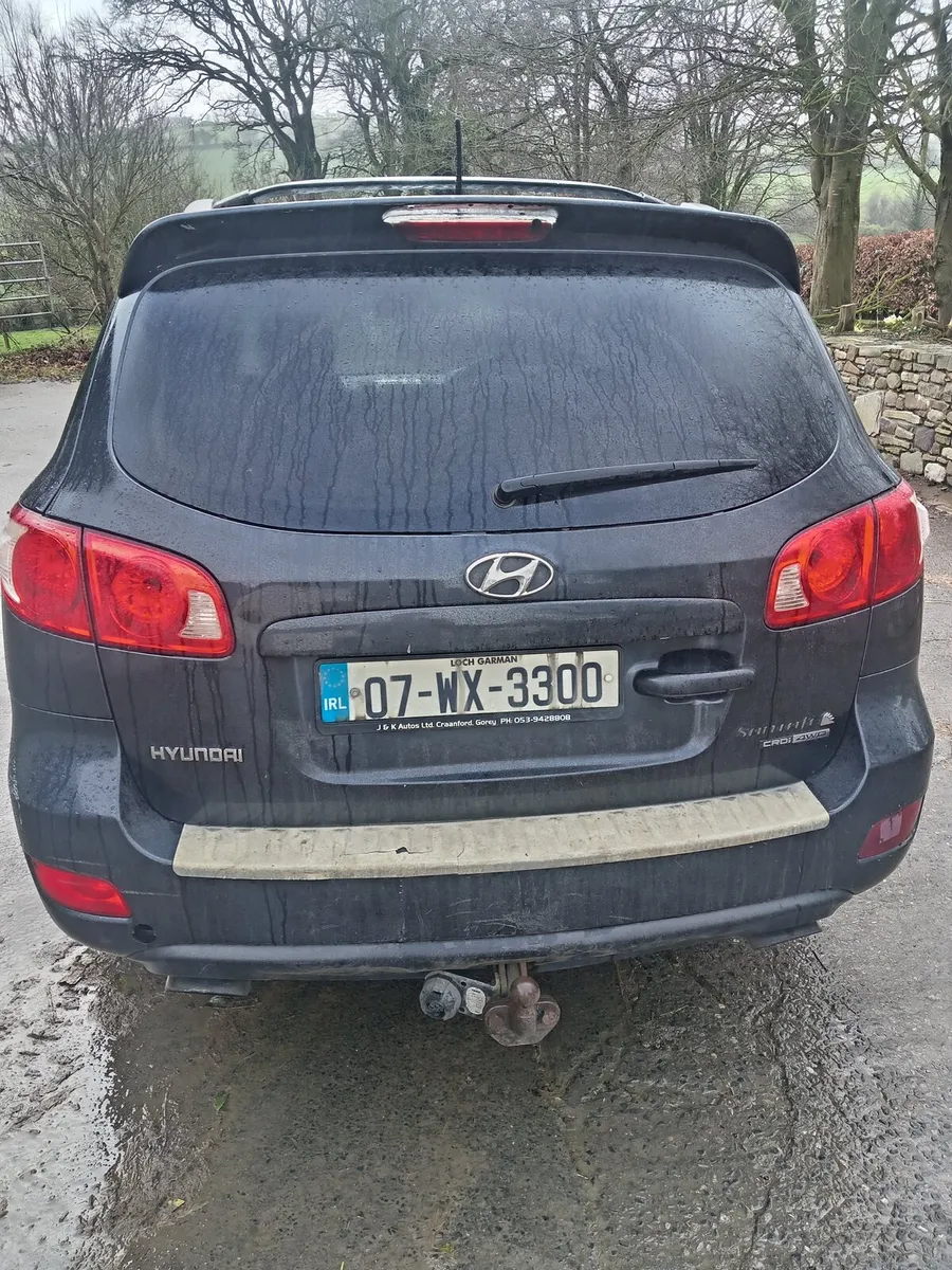 Hyundai Santa Fe 2007 - Image 2