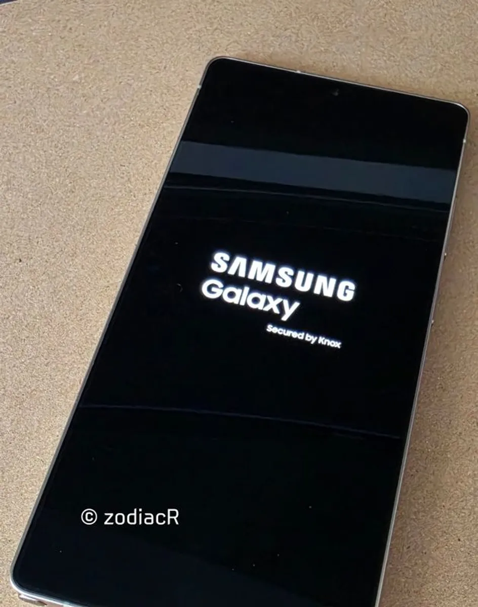 Samsung Galaxy S25 Ultra 1TB unlocked to any network - Image 4