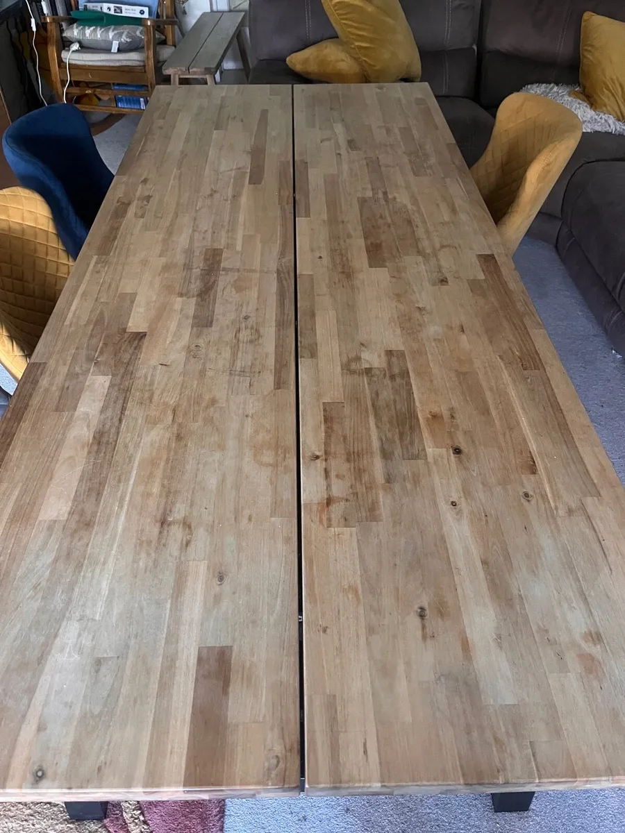 Dining table - Image 2