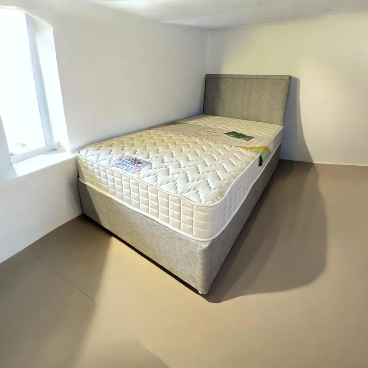 bed warehouse clearance - Image 1