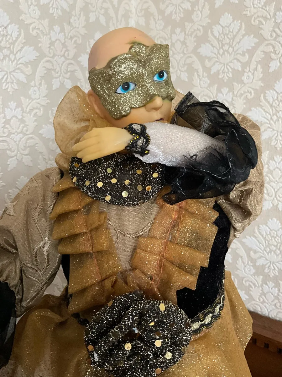 Vintage Musical Jester Doll with Hand Movement - Image 1