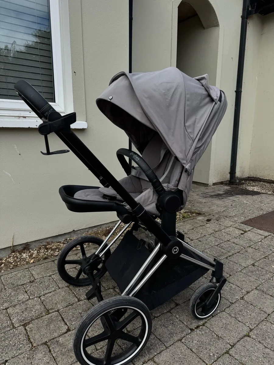 Cybex Priam 4 3in1 travel system. - Image 1