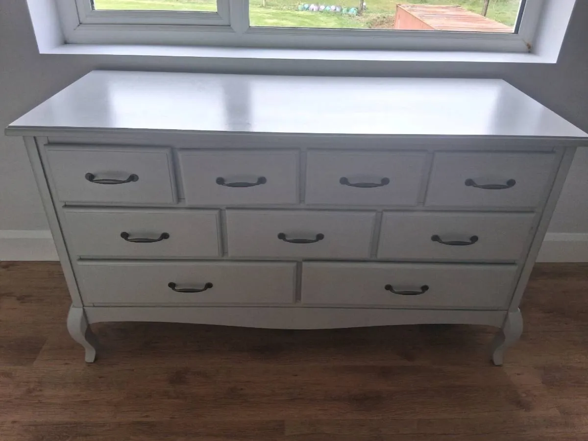 Wardrobe and Chest of drawers - Image 4