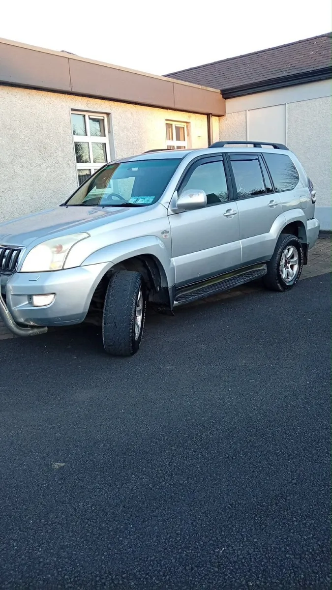 2006 Toyota Land Cruiser LC5 - Image 3