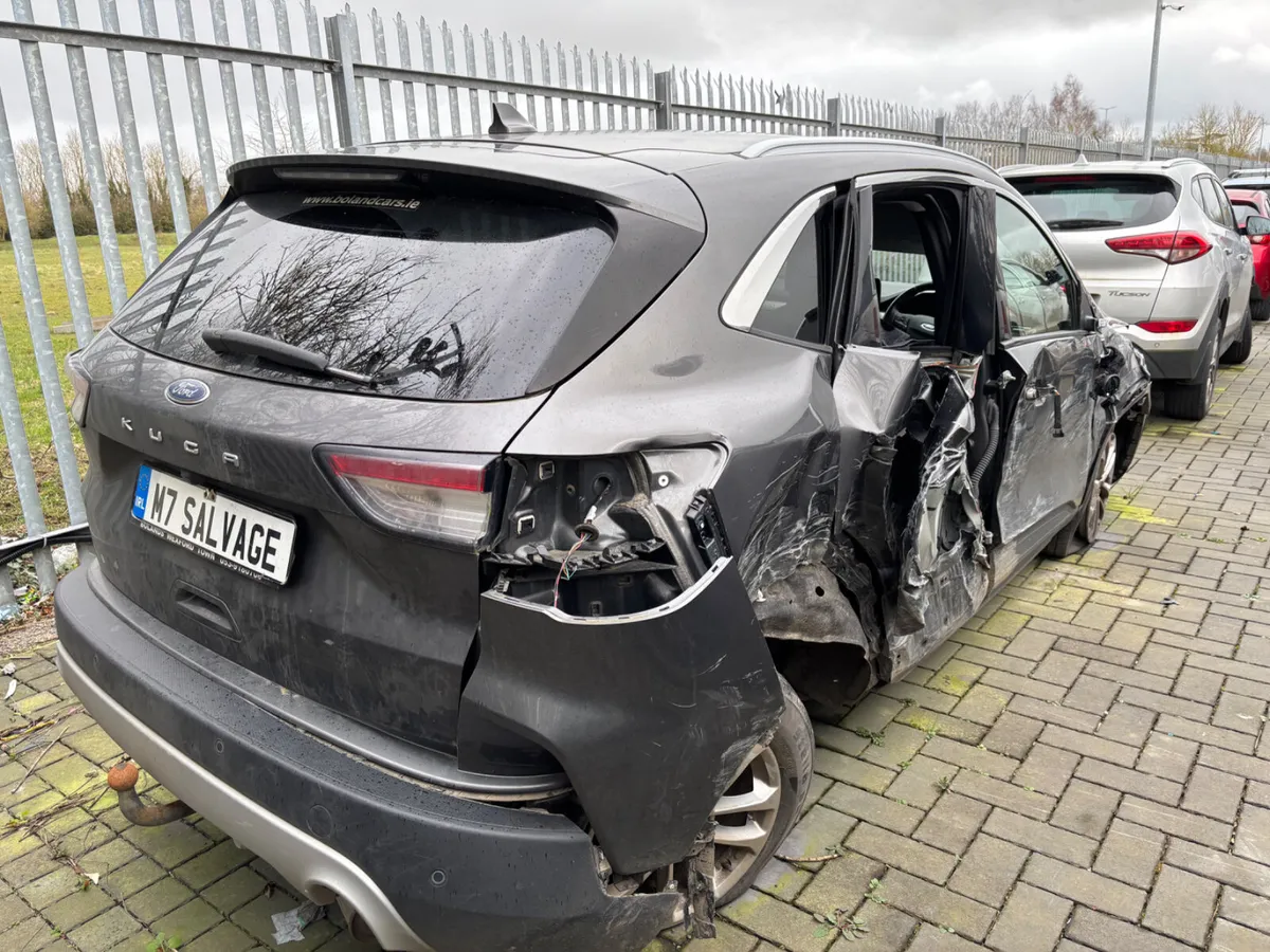 22 Kuga Titanium 1.5 Diesel 110km Starts - Image 4