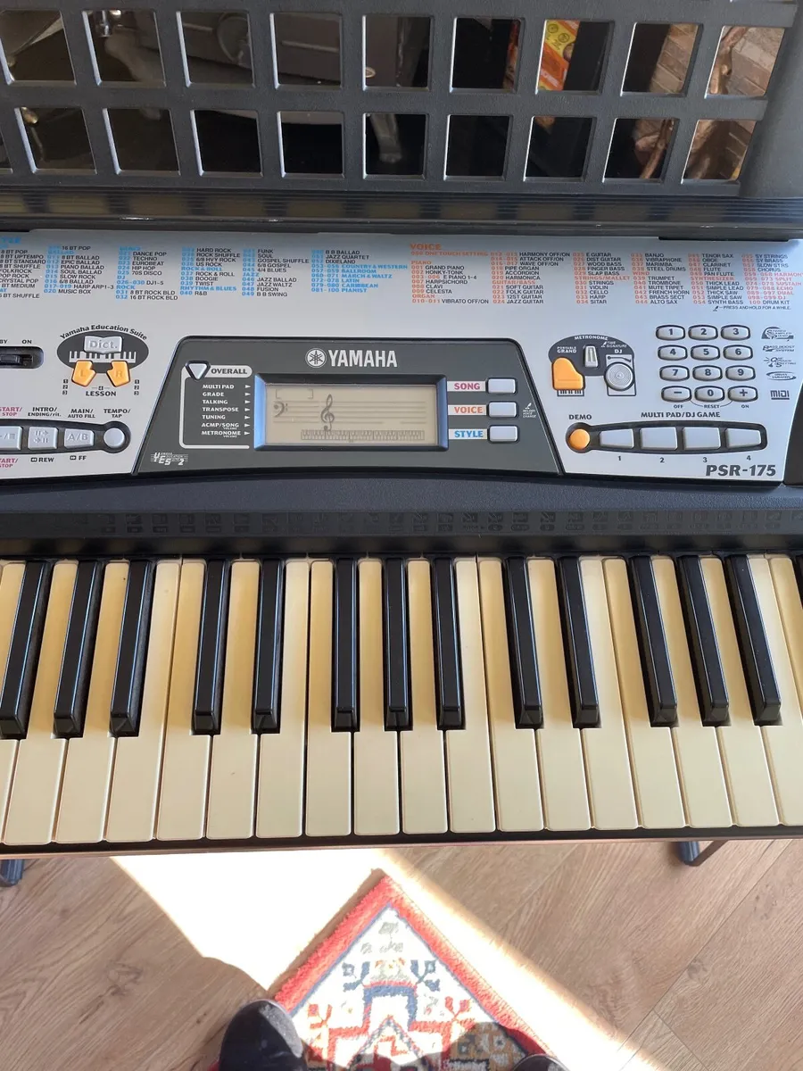 Yamaha Keyboard - Image 2