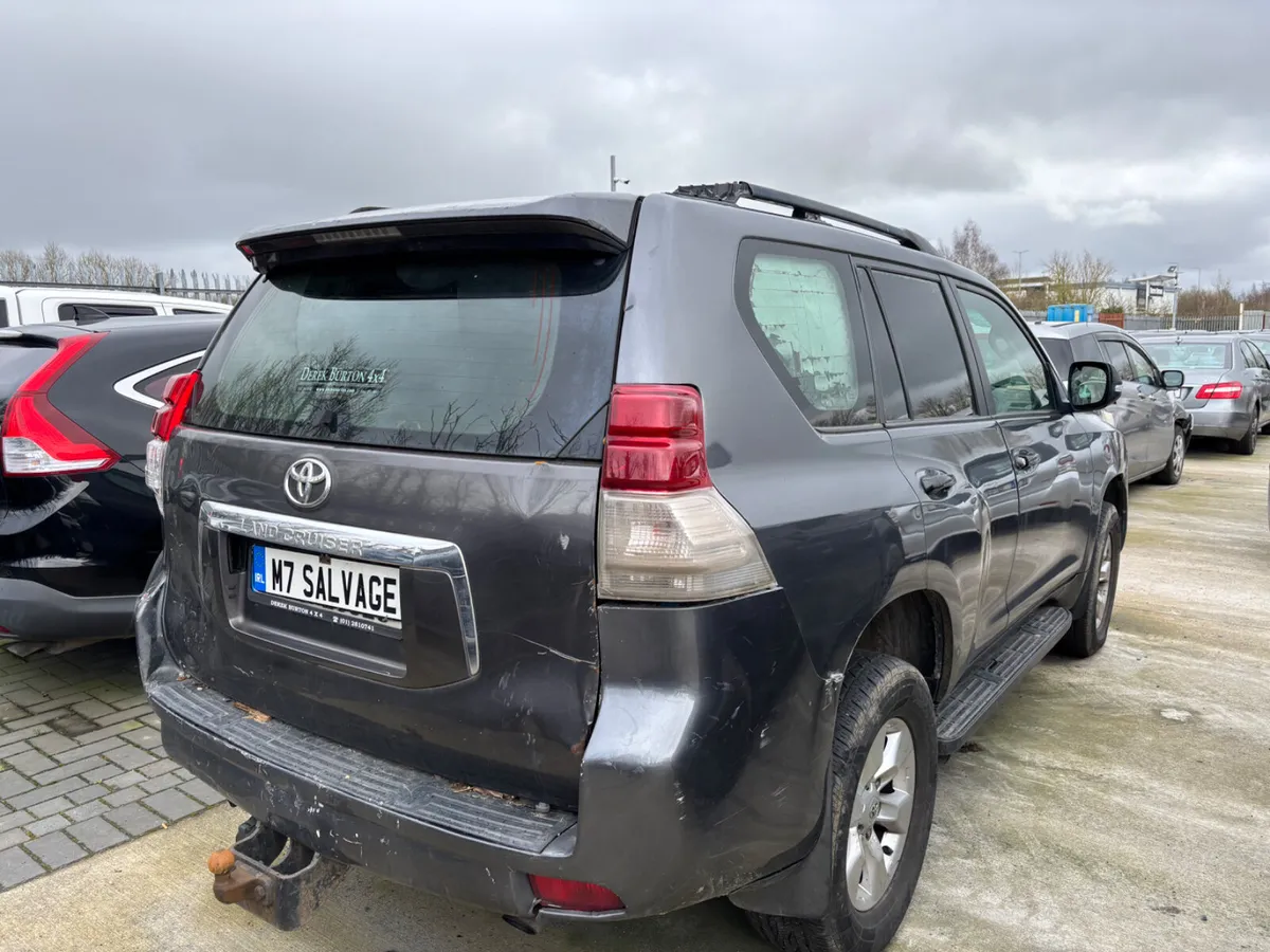 10 Land Cruiser Auto 120k miles Drive home - Image 4