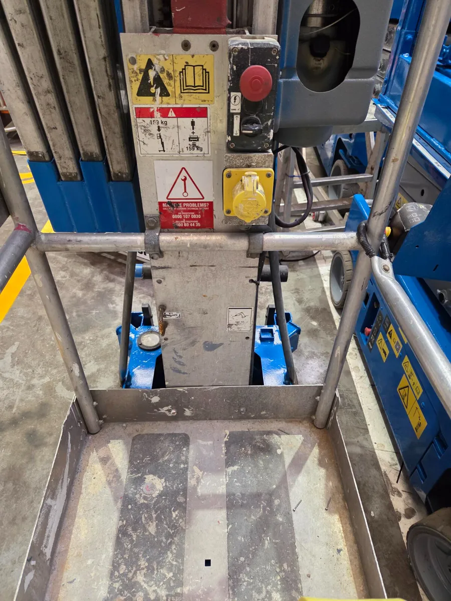 Genie AWP30 DC - Vertical Lift - Image 4