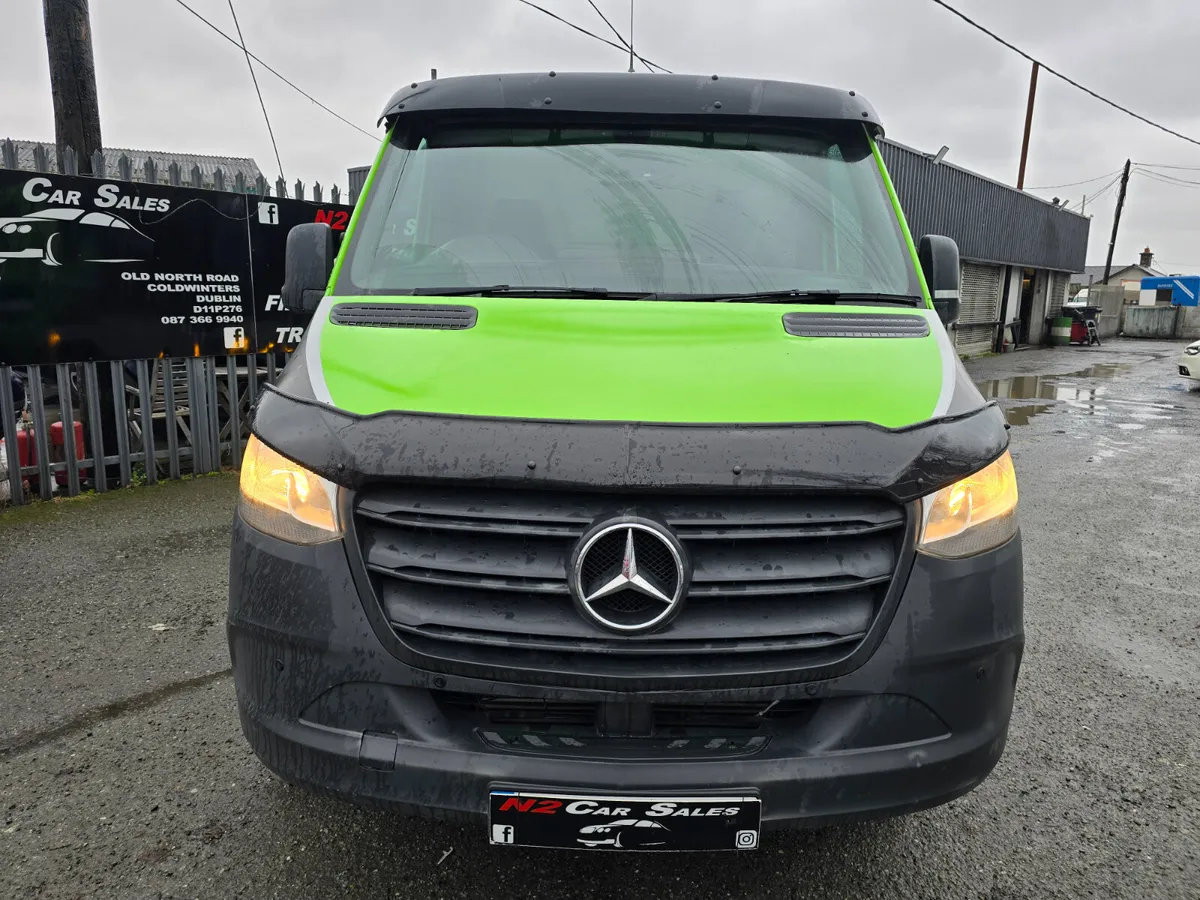 202 Mercedes-Benz Sprinter - Image 3