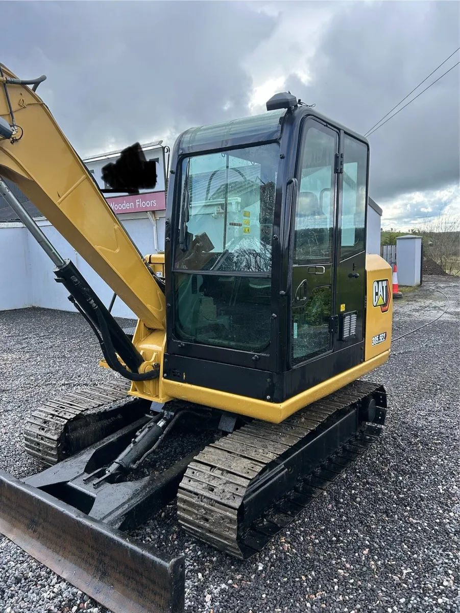 ** 2017 Caterpillar 305.5se  only 2100hours** - Image 2