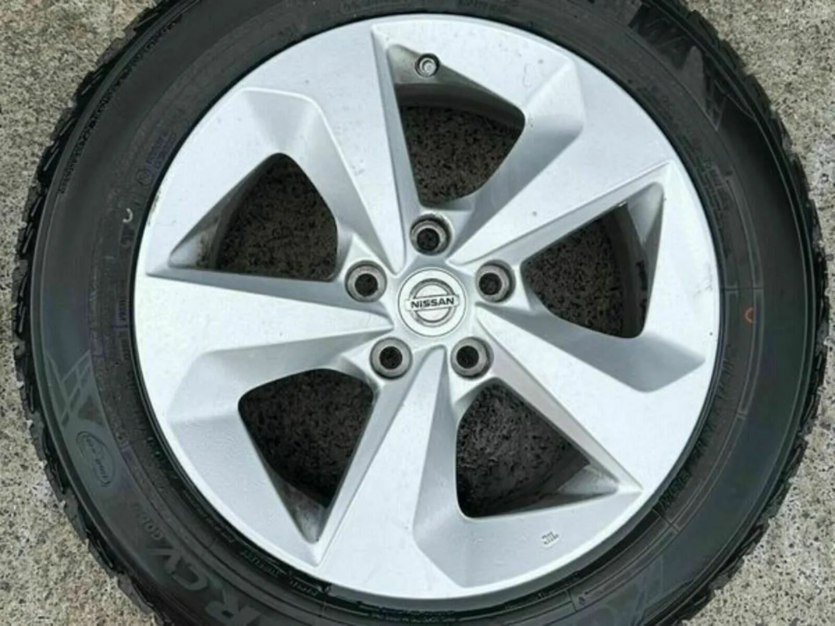 Nissan Centre Caps -FREE POST - Image 4